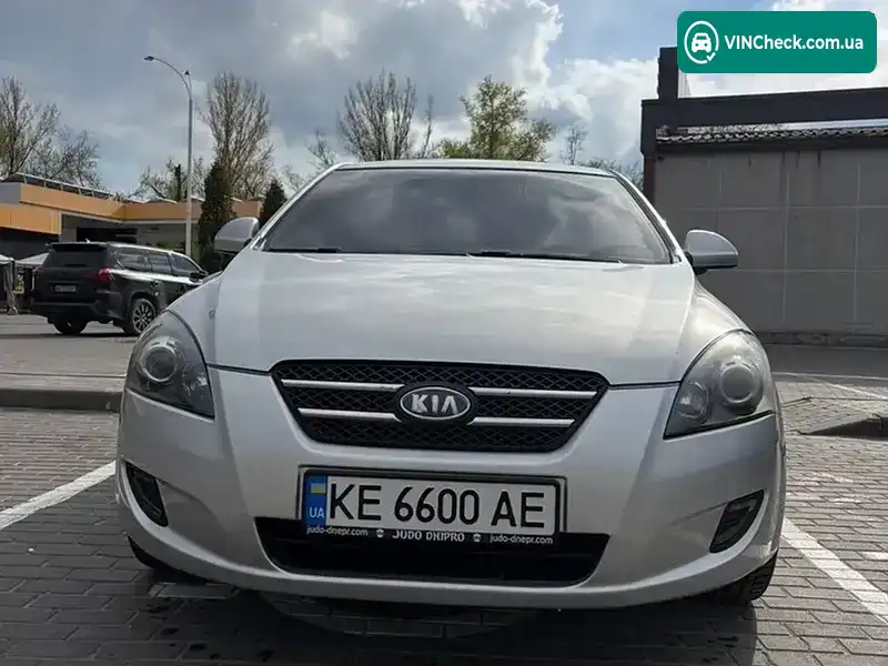 Kia Ceed 2008, фото з оголошення 2 з 13, VIN Y6LFF24429L007888