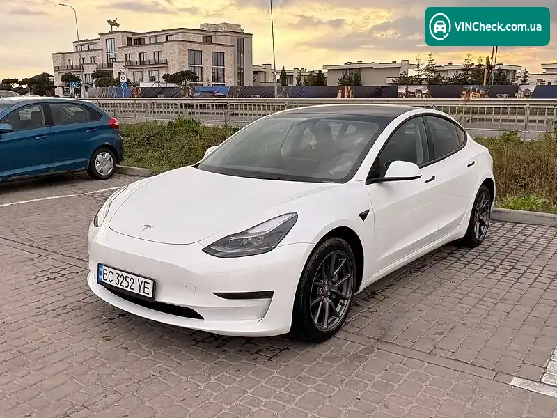 Tesla Model 3 2023, фото з оголошення 1 з 12, VIN 5YJ3E1EA8PF486784