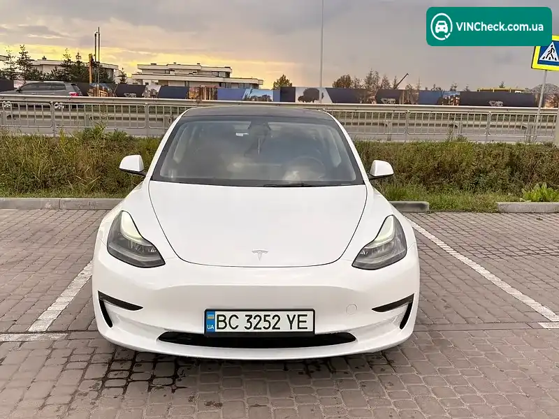 Tesla Model 3 2023, фото з оголошення 2 з 12, VIN 5YJ3E1EA8PF486784