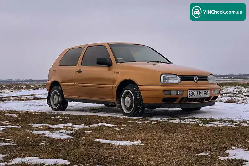 Volkswagen Golf 1998, фото з оголошення 1 з 4, VIN WVWZZZ1HZWW020727