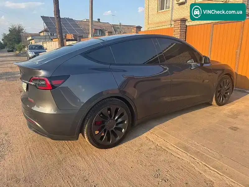 Tesla Model Y 2022, фото з оголошення 2 з 20, VIN 7SAYGDEF6PF584017