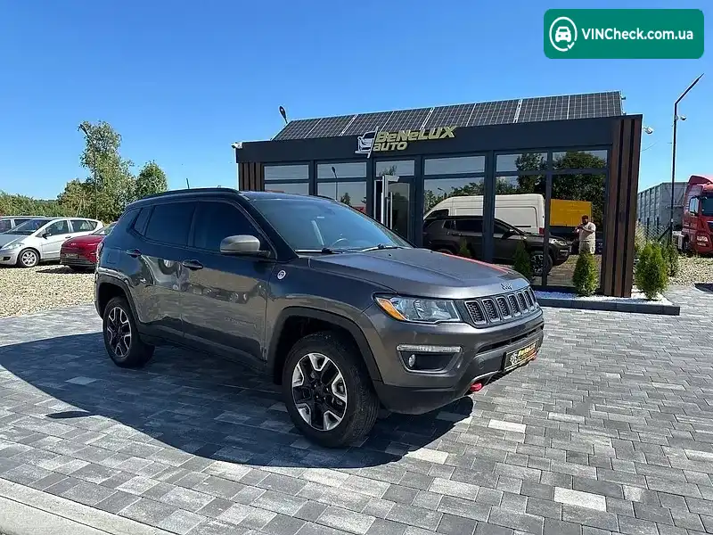 Jeep Compass 2019, фото з оголошення 1 з 20, VIN 3C4NJDDB4KT739738