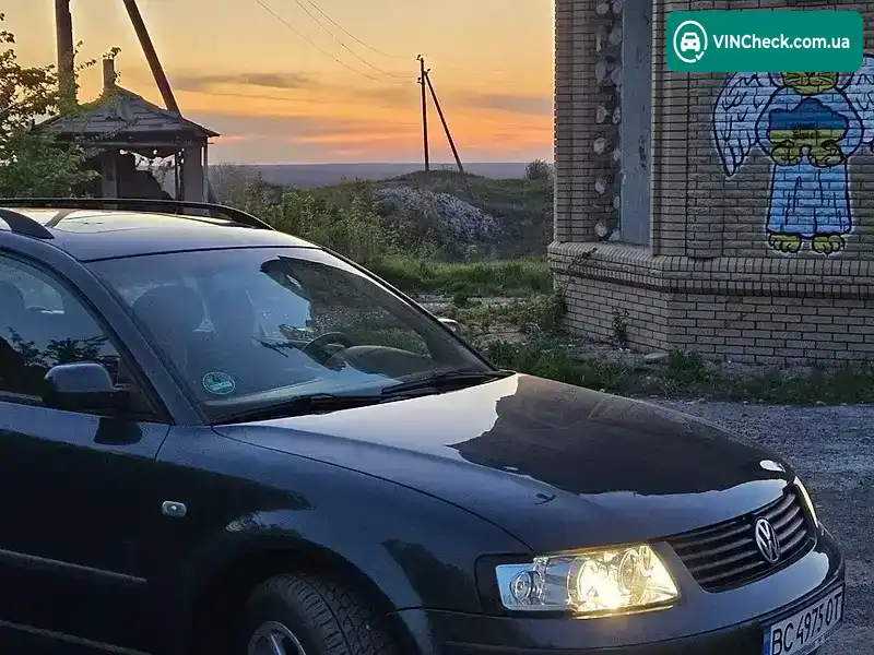 Volkswagen Passat 2000, фото з оголошення 1 з 18, VIN WVWZZZ3BZYE412340