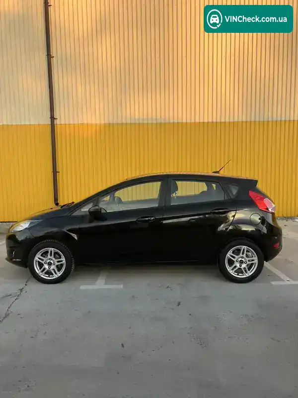 Ford Fiesta 2017, фото з оголошення 2 з 16, VIN 3FADP4EJ8HM118625