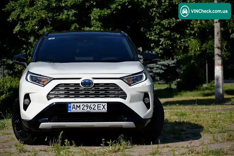 Toyota RAV4 2020, фото з оголошення 2 з 20, VIN JTMRW3FV00J050966