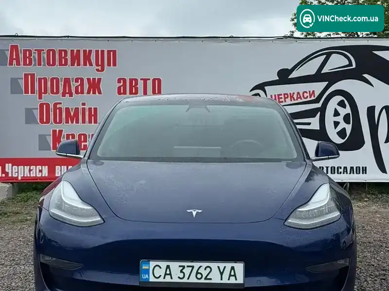 Tesla Model 3 2018, фото з оголошення 2 з 18, VIN 5YJ3E1EA0JF154426