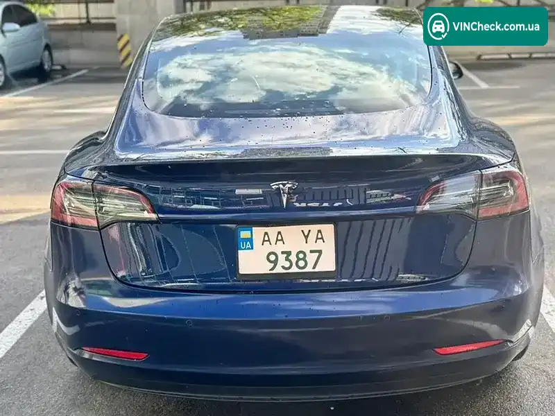 Tesla Model 3 2018, фото з оголошення 2 з 17, VIN 5YJ3E1EA6JF059045