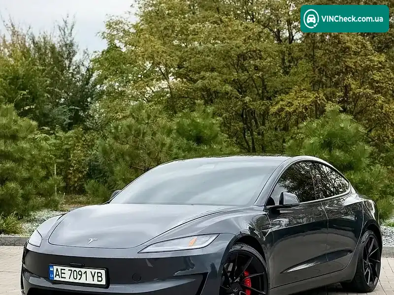 Tesla Model 3 2024, фото з оголошення 2 з 20, VIN 5YJ3E1ET5RF883261