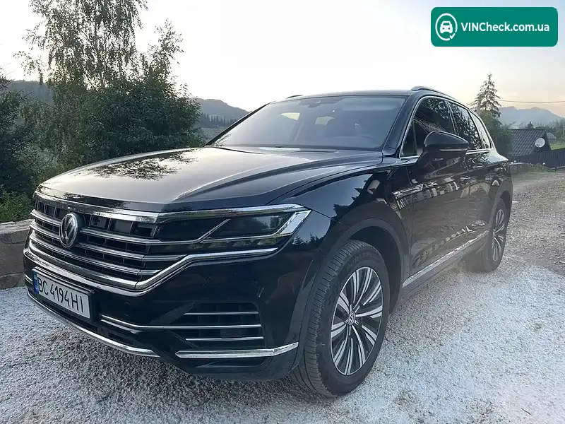 Volkswagen Touareg 2018, фото з оголошення 1 з 20, VIN WVGZZZCRZJD002067