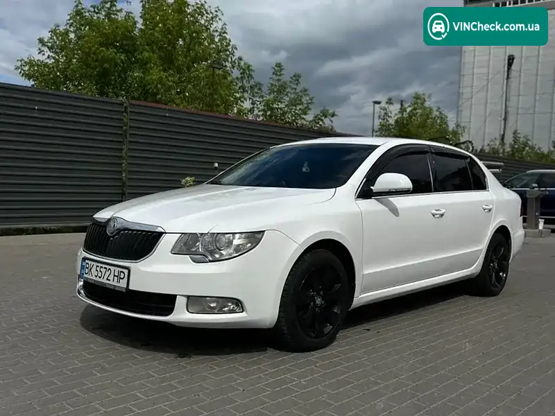 Skoda Superb 2011, фото з оголошення 2 з 12, VIN TMBAJ73T5C9017344
