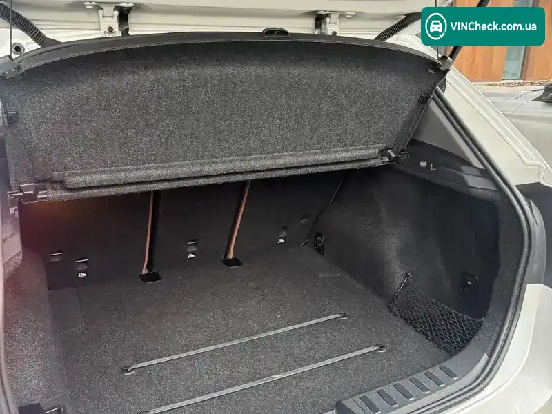 BMW X1 2013, фото з оголошення 2 з 20, VIN WBAVL1C53EVY17061