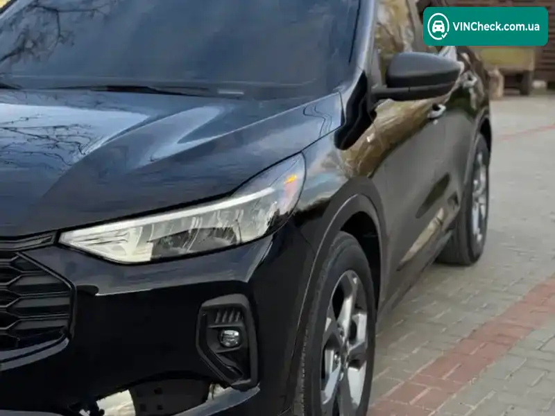 Ford Escape 2023, фото з оголошення 2 з 21, VIN 1FMCU0MN9PUB19560