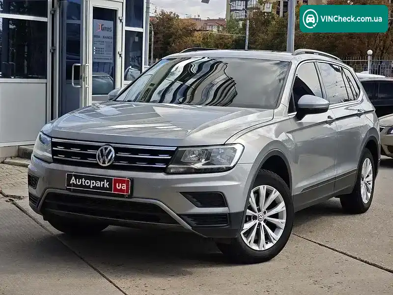 Volkswagen Tiguan 2019, фото з оголошення 1 з 20, VIN 3VV2B7AX1KM073855