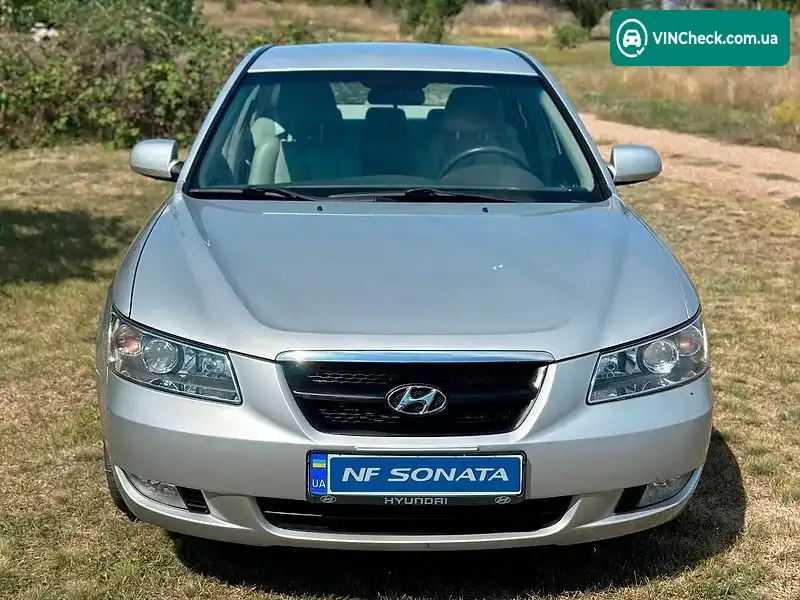 Hyundai Sonata 2006, фото з оголошення 2 з 15, VIN KMHEU41VP6A242817