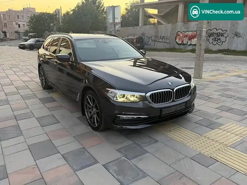 BMW 5 Series 2018, фото з оголошення 1 з 20, VIN WBAJM71060B268861