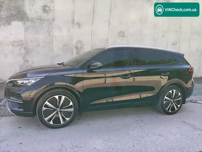 BYD Tang 2023, фото з оголошення 2 з 9, VIN LC0CF4CD2P0475697