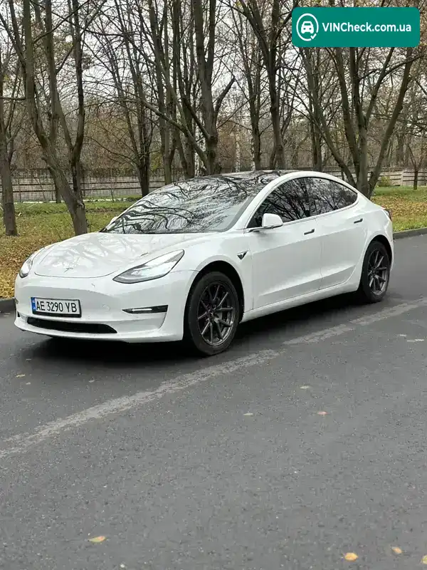 Tesla Model 3 2019, фото з оголошення 1 з 12, VIN 5YJ3E1EA8KF485000
