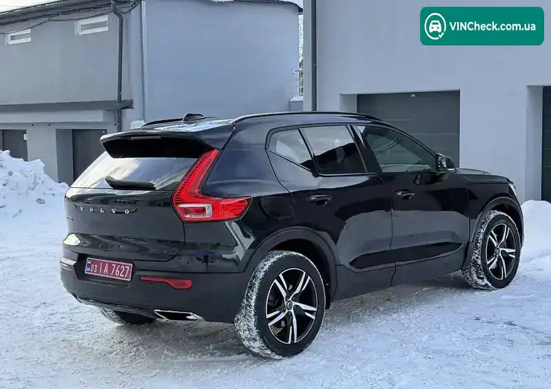 Volvo XC40 2020, фото з оголошення 2 з 21, VIN YV1XZ72VCL2262147