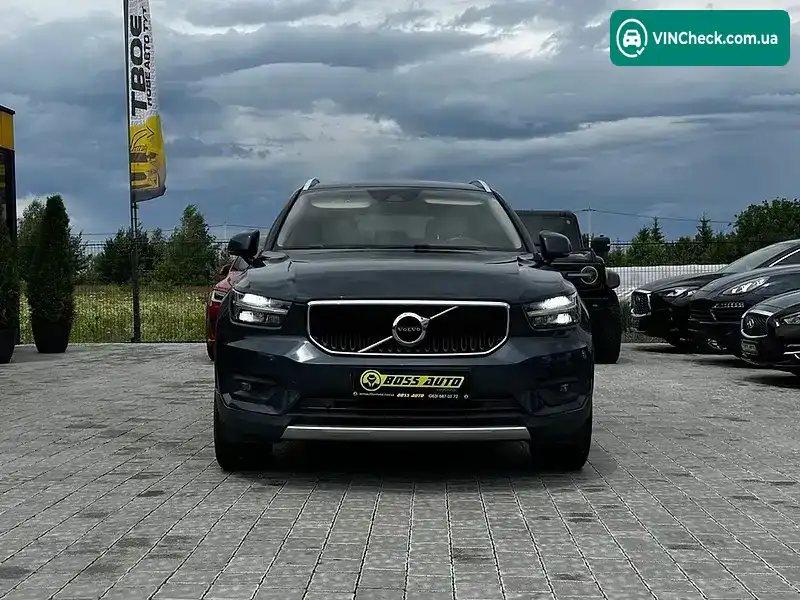 Volvo XC40 2021, фото з оголошення 2 з 20, VIN YV4AC2HK4M2604185