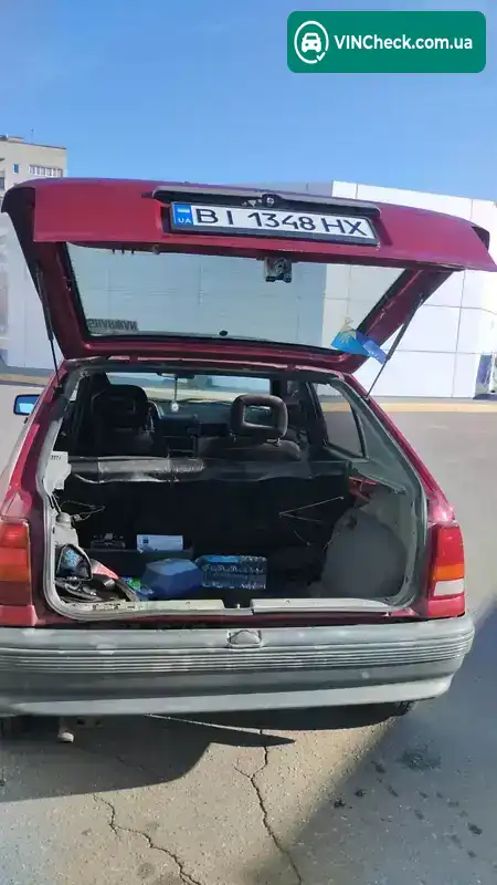 Opel Kadett 1988, фото з оголошення 1 з 8, VIN W0L000034J5298372