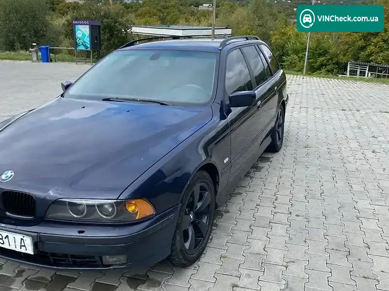 BMW 5 Series 2000, фото з оголошення 1 з 10, VIN WBADP81000GS89007