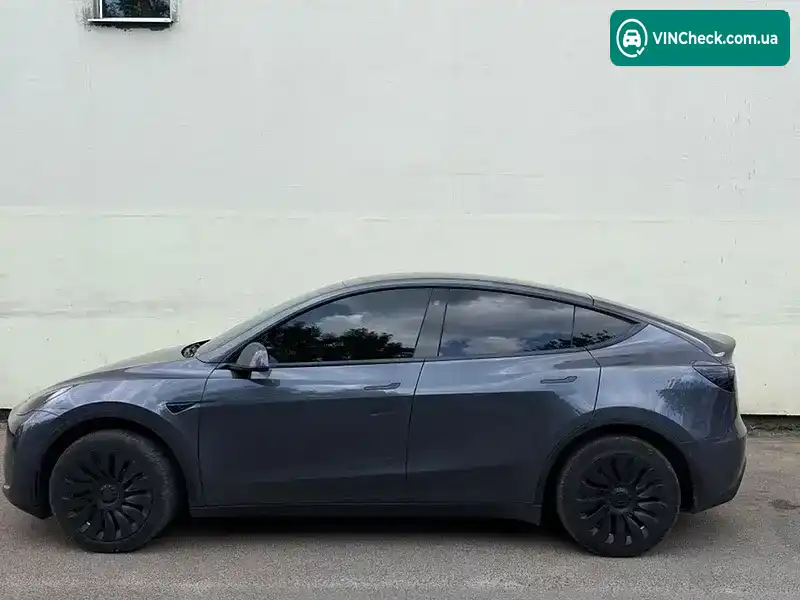 Tesla Model Y 2023, фото з оголошення 2 з 4, VIN LRWYGDFDXPC222146