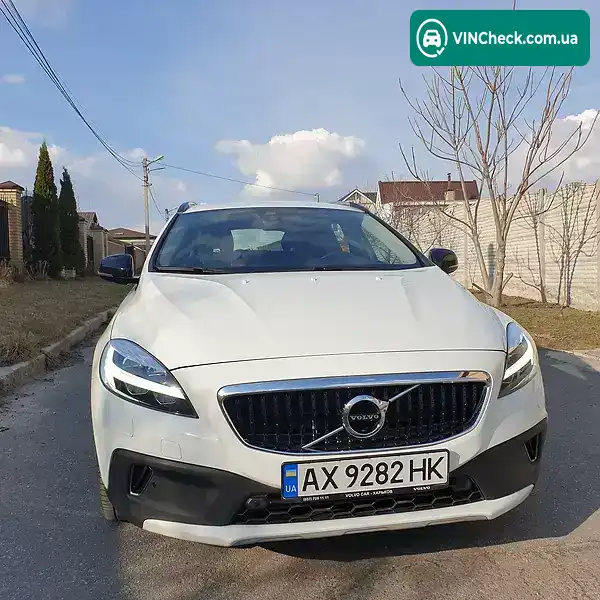 Volvo V40 2018, фото з оголошення 2 з 6, VIN YV1MZ32V0K2176792