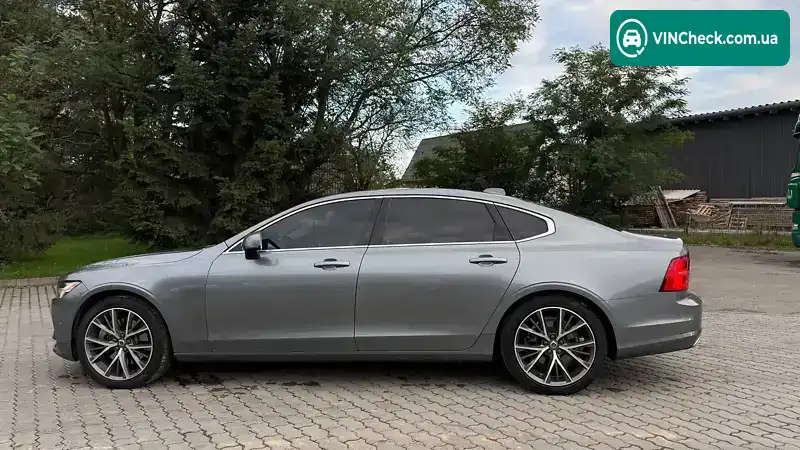 Volvo S90 2017, фото з оголошення 2 з 15, VIN LVY992MK6JP005175
