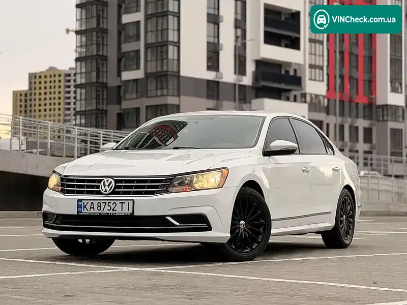 Volkswagen Passat 2016, фото з оголошення 1 з 20, VIN 1VWBT7A3XGC034423