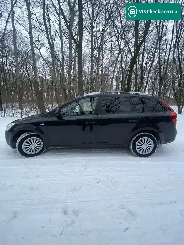 Kia Ceed 2008, фото з оголошення 2 з 16, VIN Y6LFF52428L003140