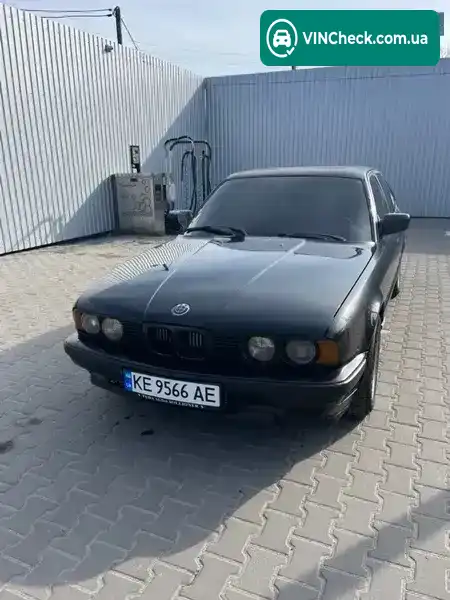 BMW 5 Series 1989, фото з оголошення 1 з 17, VIN WBAHC11030BC66096