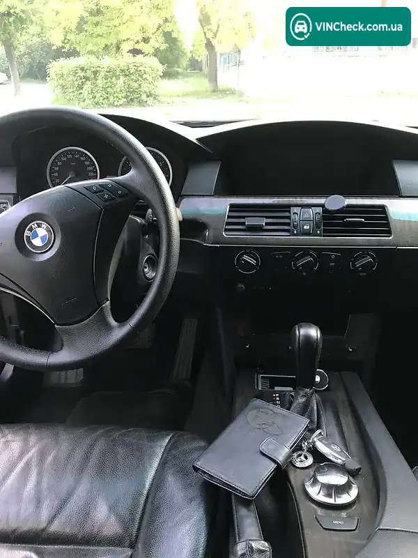 BMW 5 Series 2005, фото з оголошення 1 з 20, VIN WBANE31020B948666