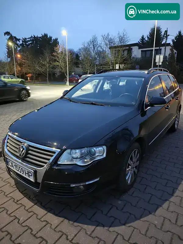 Volkswagen Passat 2010, фото з оголошення 1 з 18, VIN WVWZZZ3CZAE112419