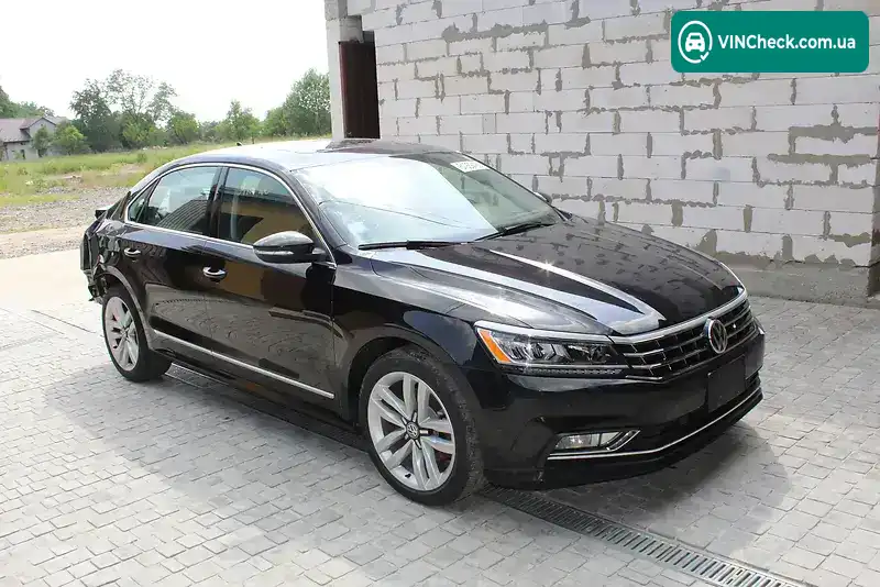 Volkswagen Passat 2017, фото з оголошення 1 з 20, VIN 1VWGT7A37HC082694
