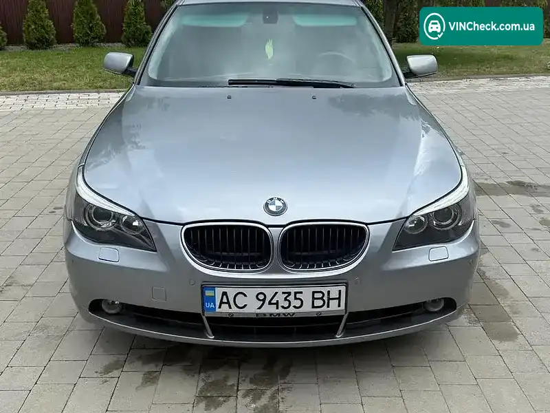 BMW 5 Series 2003, фото з оголошення 2 з 20, VIN WBANC71030B629256