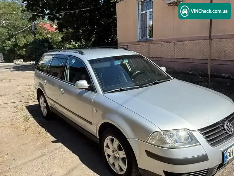 Volkswagen Passat 2003, фото з оголошення 1 з 17, VIN WVWZZZ3BZ3E427969