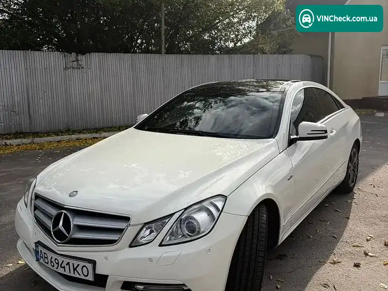 Mercedes-Benz E-Class 2011, фото з оголошення 2 з 20, VIN WDD2073031F132641