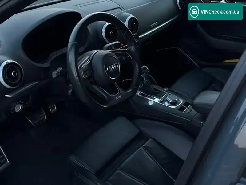 Audi A3 2019, фото з оголошення 2 з 8, VIN WAUJEGFF4K1025830