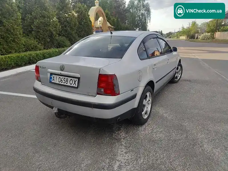 Volkswagen Passat 1998, фото з оголошення 1 з 6, VIN WVWZZZ3BZWX371158