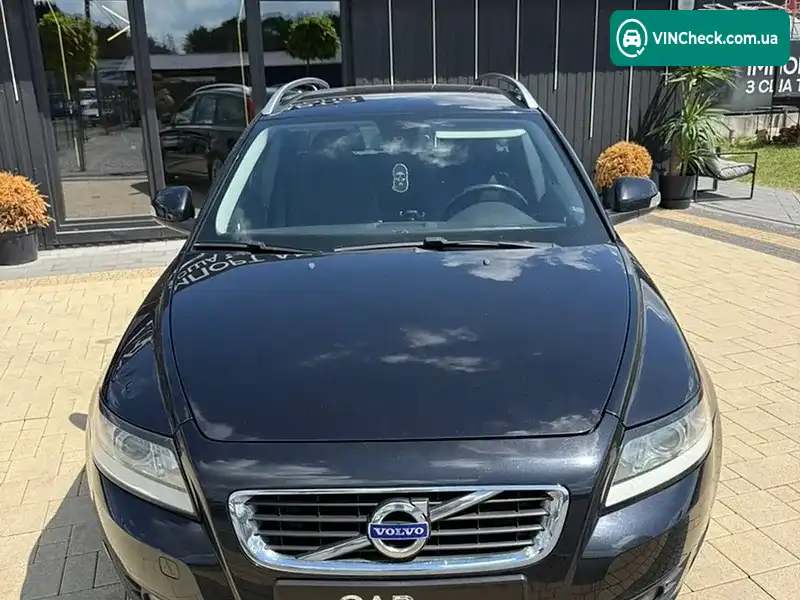 Volvo V50 2010, фото з оголошення 2 з 20, VIN YV1MW84E1B2595589