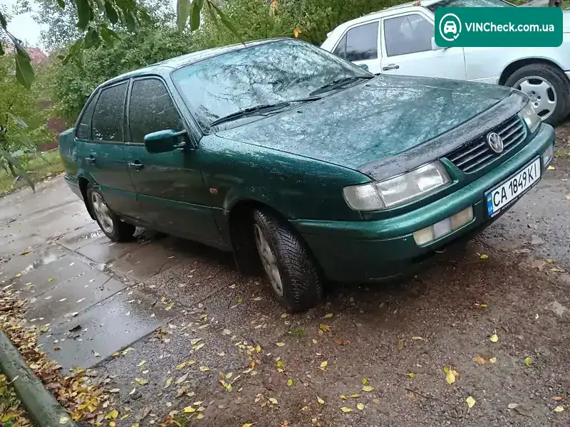 Volkswagen Passat 1994, фото з оголошення 2 з 8, VIN WVWZZZ3AZSE113599