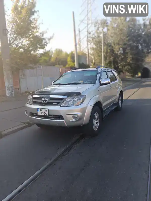 Toyota Fortuner 2005, фото з оголошення 1 з 13, VIN MR1YU59G600004376
