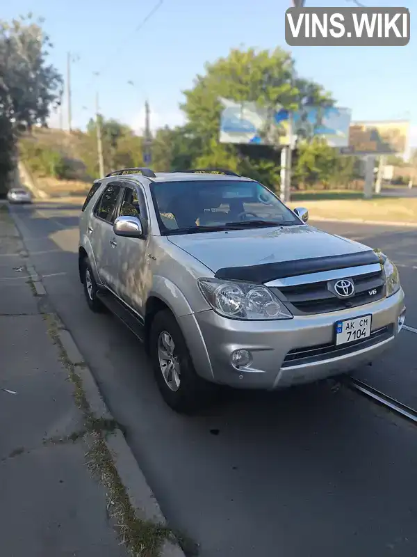 Toyota Fortuner 2005, фото з оголошення 2 з 13, VIN MR1YU59G600004376