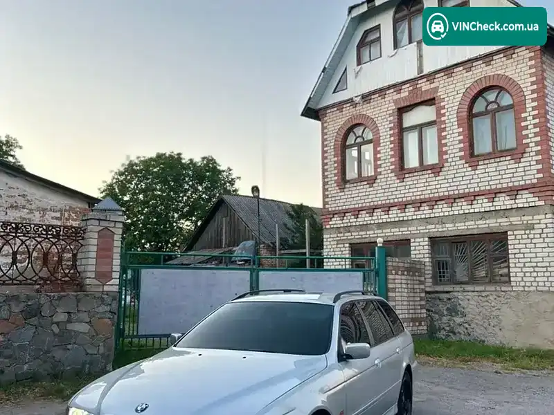 BMW 5 Series 2003, фото з оголошення 2 з 12, VIN WBADP01050GX10107
