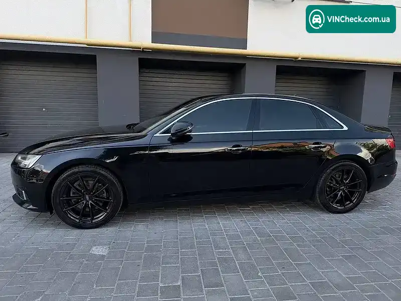 Audi A4 2016, фото з оголошення 2 з 14, VIN WAUZZZF46GN000493