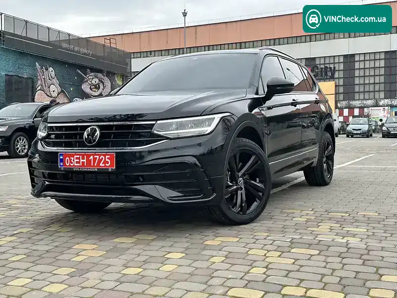 Volkswagen Tiguan 2023, фото з оголошення 2 з 20, VIN 3VVCB7AX3PM089826