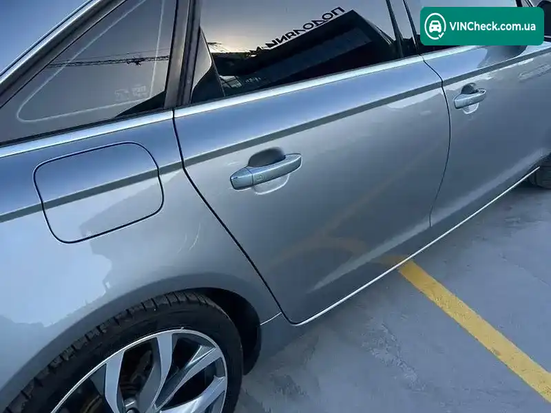 Audi A6 2014, фото з оголошення 2 з 12, VIN WAUGFAFC2FN004225