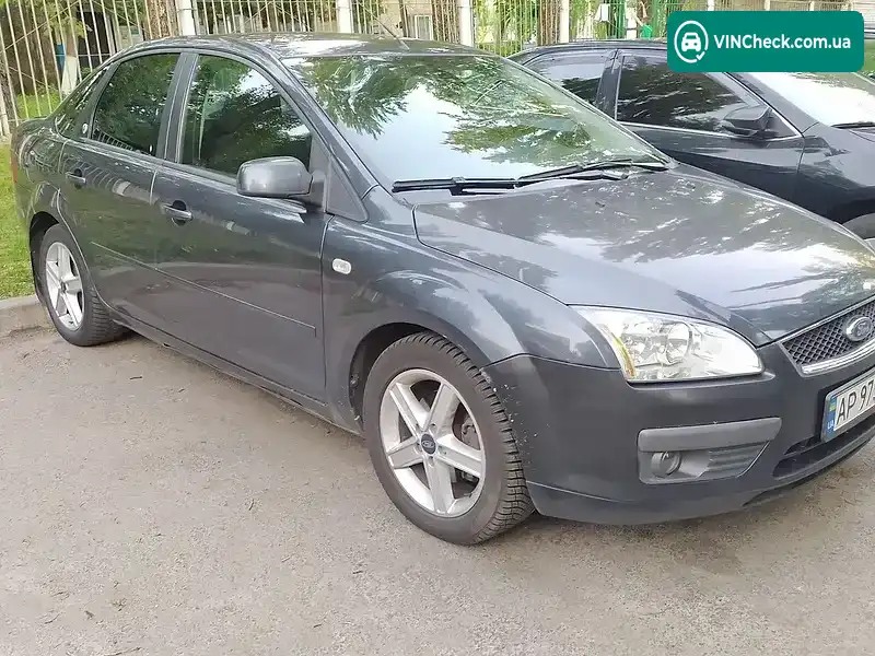 Ford Focus 2005, фото з оголошення 2 з 17, VIN WF04XXWPD45C73514