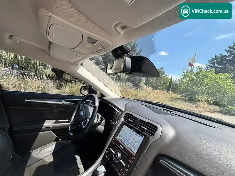 Ford Mondeo 2017, фото з оголошення 2 з 20, VIN WF0EXXWPCEHU37937