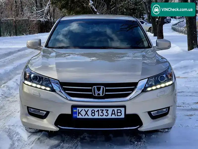 Honda Accord 2013, фото з оголошення 2 з 17, VIN 1HGCR2650DA701036